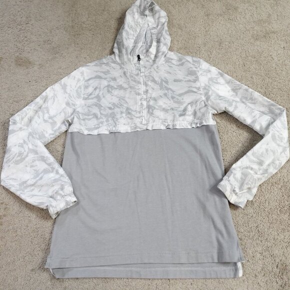 Under Armour Jacket Medium Gray Camo Hooded Long Sleeves Lightweight Camouflage - Picture 1 of 8